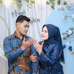 Kangen Dekor paket lamaran yang sempurna dengan Kangendekor di Tangerang. Dengan pengalaman kami dalam dekorasi acara, kami menawarkan paket lamaran yang indah dan unik untuk memeriahkan momen istimewa Anda. Dari konsep romantisme hingga detail yang dipersonalisasi, Kangendekor menyediakan layanan dekorasi yang memukau dan berkualitas tinggi untuk melengkapi hari bahagia Anda di Tangerang. Temukan paket lamaran yang sesuai dengan impian Anda bersama Kangendekor, ahli dekorasi terpercaya di Tangerang